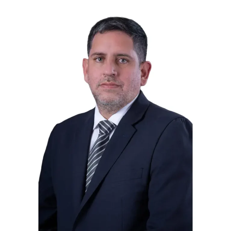 Fabricio Giancarlo Schenone Ruiz